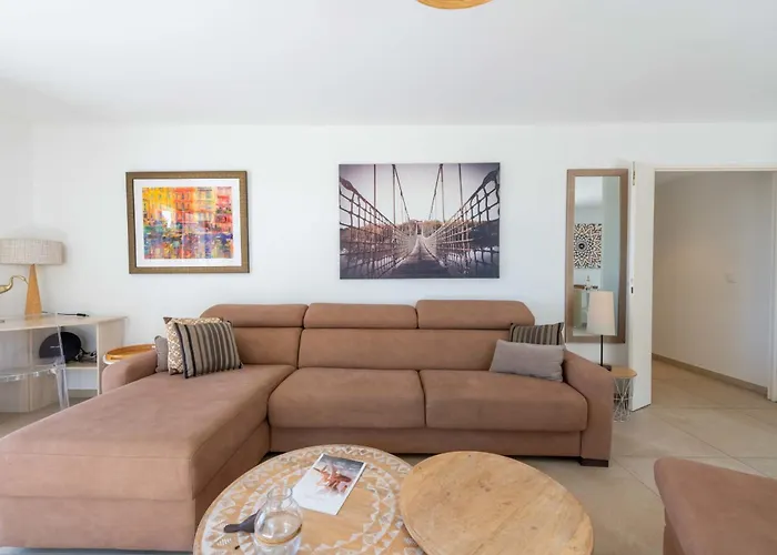 3-br Rooftop With Jacuzzi & Parking Daire Cannes