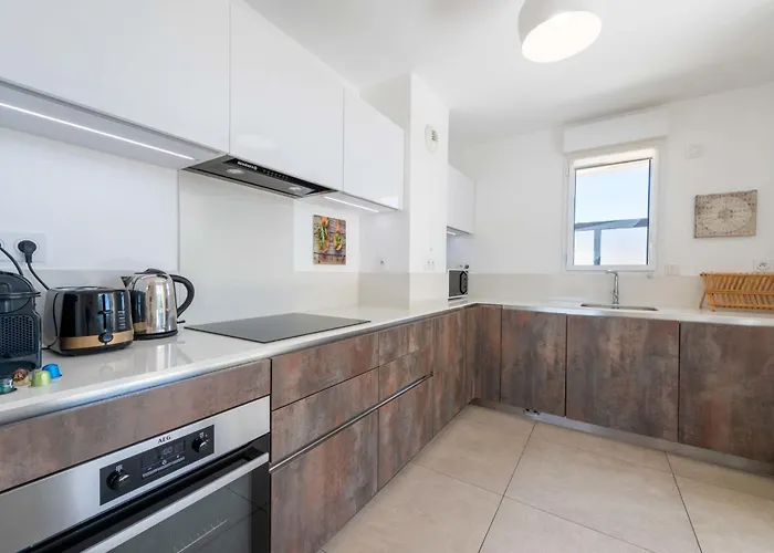 3-br Rooftop With Jacuzzi & Parking Daire Cannes