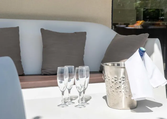 3-br Rooftop With Jacuzzi & Parking Daire Cannes
