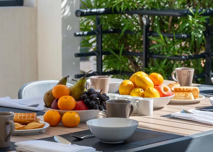 3-br Rooftop With Jacuzzi & Parking Daire