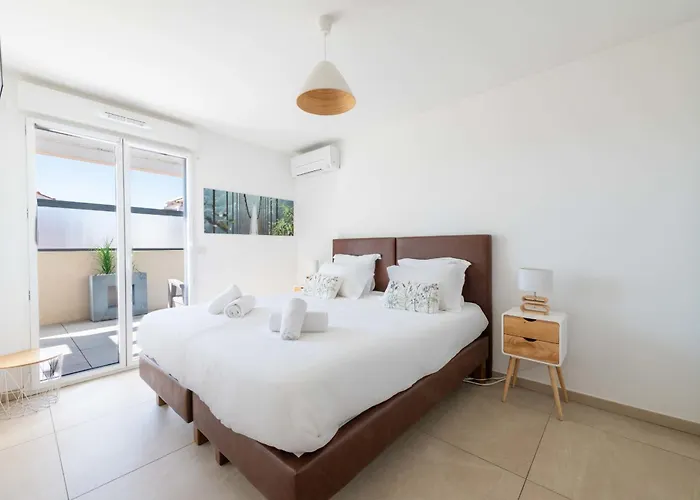 3-br Rooftop With Jacuzzi & Parking * Cannes