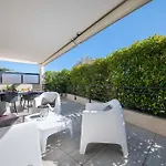 Appartement 3-br Rooftop With Jacuzzi & Parking *