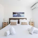 3-br Rooftop With Jacuzzi & Parking