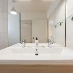 Appartamento 3-br Rooftop With Jacuzzi & Parking