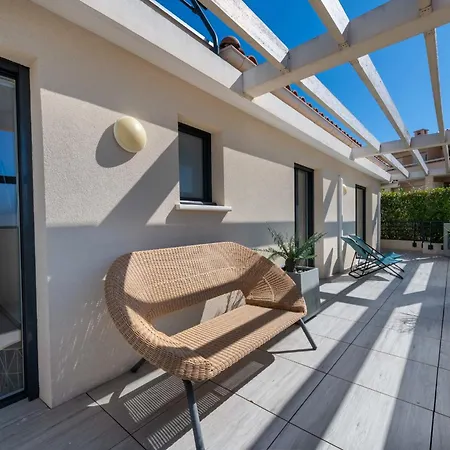 3-br Rooftop With Jacuzzi & Parking * Cannes